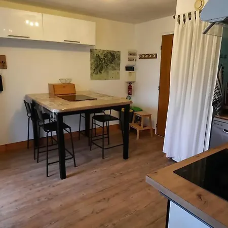 Au Petit Verger Apartment *